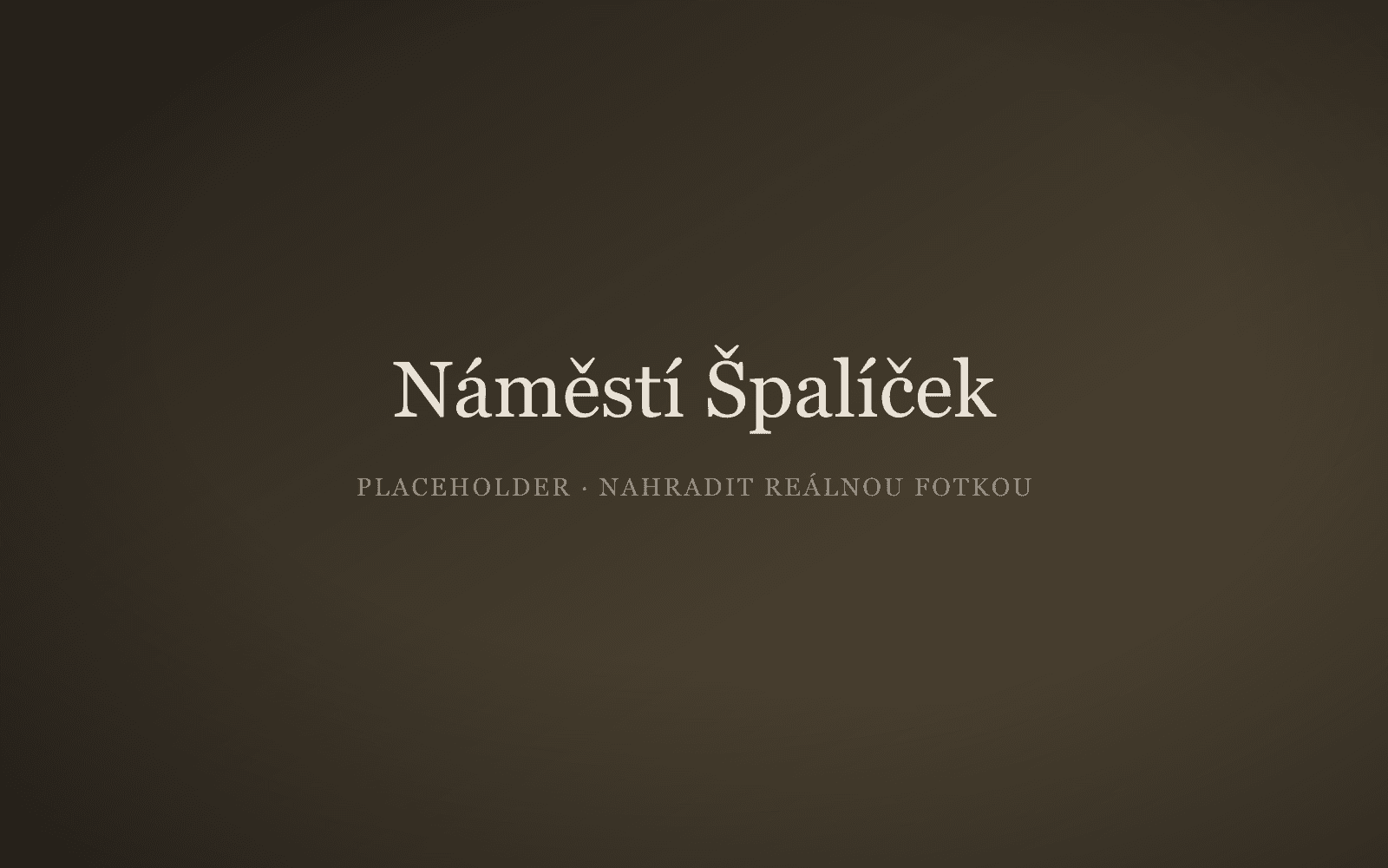 Historické náměstí Krále Jiřího z Poděbrad s domem Špalíček v Chebu